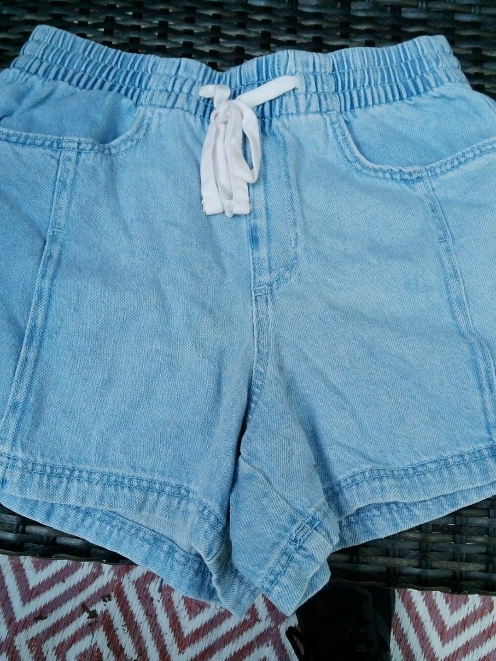 UNIVERSAL THREAD DENIM WITH DRAW STRING SIZE SMALL GOOD CONDITION - Picture 4 of 4